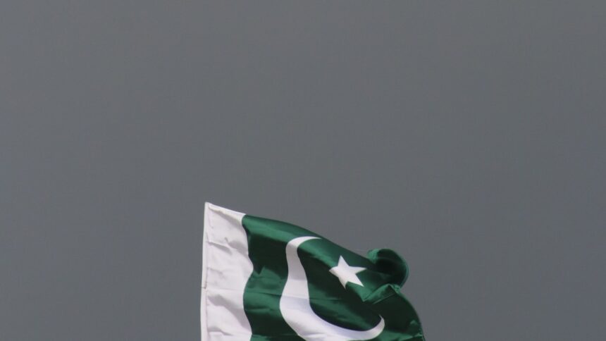 Pakistani national flag, symbolizing Pakistan's diplomatic engagement with Iran